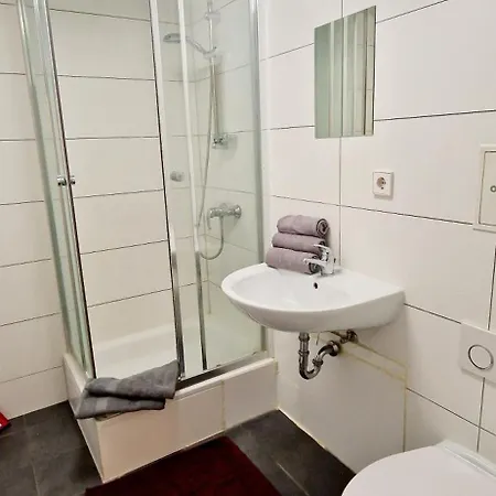 Appartement Efde Monteurwohnungen *